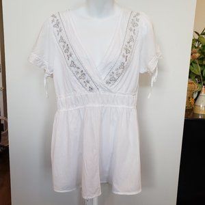 DKNY White Cotton  Silver Embroidery Boho Top L